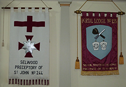 Banners rhside